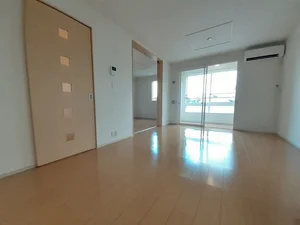 米沢市のマンスリーマンション・ウィークリーマンション「アンソレイエⅡ 201・洋室(No.1134995)」メイン画像