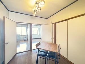 佐賀県のAKARIYA Home&Hostelのマンスリーマンション・ウィークリーマンション「AKARIYA Apartment 201・🎁2万円🎁広々2DK(No.1138862)」メイン画像
