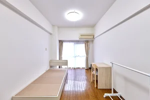 のマンスリーマンション・ウィークリーマンション「通勤・通学にも便利な立地！家具家電付き 家具付きアパートメント(No.1140021)」メイン画像