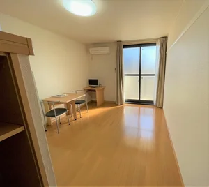 のマンスリーマンション・ウィークリーマンション「レオパレスボンジュルネ 107(No.1140646)」メイン画像
