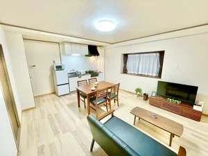 名古屋市西区のマンスリーマンション・ウィークリーマンション「【名古屋市西区/小田井駅徒歩5分/駐車場/無料Wi-Fi/バストイレ別・独立洗面台/全居室6帖以上】ロイヤルガーデン 1A・3LDK(No.1140715)」メイン画像