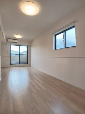 伊予郡松前町のマンスリーマンション・ウィークリーマンション「ポプラⅠ 201・洋室(No.1141520)」メイン画像