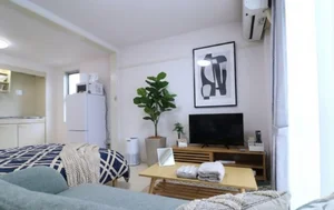 高知学園短期大学周辺のマンスリーマンション・ウィークリーマンション「Kマンスリーイオンモール高知前（高知駅北口） 305・1R-【角部屋】(No.1143866)」メイン画像