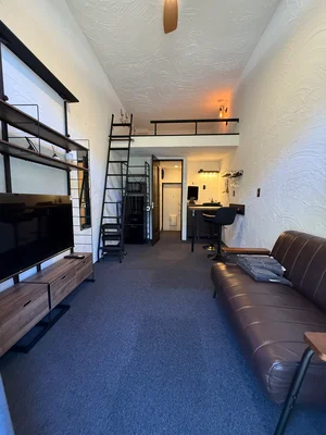 千歳町駅（長崎県）のマンスリーマンション・ウィークリーマンション「ジェイ川平町 102・ロフト付き・ダブルベッド・43インチテレビ(No.1144175)」メイン画像