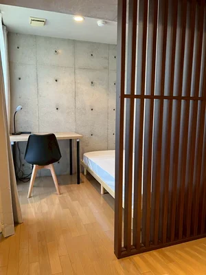 愛知県のマンスリーマンション・ウィークリーマンション「【オートロック/宅配BOX/エレベーター/バストイレ別/インテリアコーディネート】RENOマンスリー 名古屋栄 302・シングル(No.1144874)」メイン画像