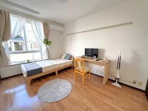 千葉県のR MONTH.のマンスリーマンション・ウィークリーマンション「🔷🔹🔸🔶⭐駅徒歩12分⭐広々とした収納スペース⭐1階角部屋⭐【禁煙&Wi-Fi無料】⭐🔶🔸🔹🔷「K17」 105・1K(No.1147069)」メイン画像