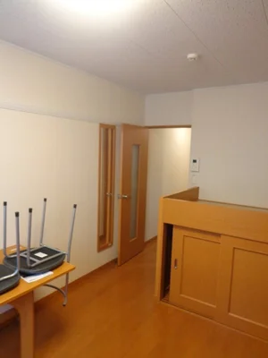 新潟大学五十嵐キャンパス周辺のマンスリーマンション・ウィークリーマンション「レオパレスサンライフ五十嵐 205(No.1148107)」メイン画像