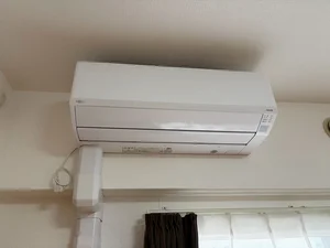 エアコン(夏季のみ使用可)