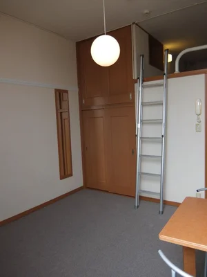のマンスリーマンション・ウィークリーマンション「レオパレスコンフォートウッズ 204(No.1154616)」メイン画像