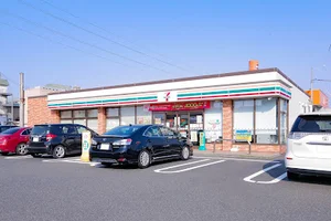 セブン-イレブン 福井開発町店まで徒歩14分