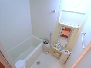 洗剤類豊富なユニットバス!