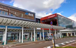 AOSSA (アオッサ)まで徒歩１６分