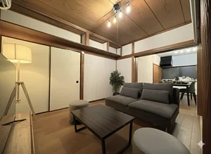 のマンスリーマンション・ウィークリーマンション「【大井町駅12分】最大6名！マンスリー戸建て/全部屋リフォーム済 (No.1156296)」メイン画像