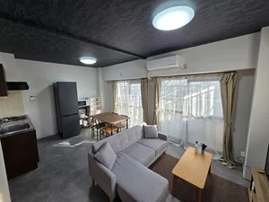 のマンスリーマンション・ウィークリーマンション「HIKURASHI中川太平通 D(No.1157556)」メイン画像