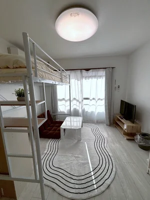 京都府のマンスリーマンション・ウィークリーマンション「☆DJマンスリー☆阪急京都本線 西院駅徒歩３分☆交通・お買物充実☆ 302号・１K(No.1157557)」メイン画像