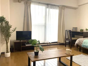 山口県のマンスリーマンション・ウィークリーマンション「🌈新規オープンにつき賃料半額🌈MYマンスリー　長府駅前　🚅駅まで徒歩4分🚶‍♂️　✨バス・トイレ別　✨オートロック 302・１K(No.1159758)」メイン画像