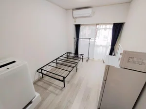 のマンスリーマンション・ウィークリーマンション「横浜駅まで乗り換えなし16分。家具家電付きアパートメント！ 204・家具家電付きアパートメント(No.1161043)」メイン画像