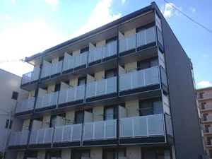 のマンスリーマンション・ウィークリーマンション「レオパレスイーズプレイス 401(No.1161158)」メイン画像