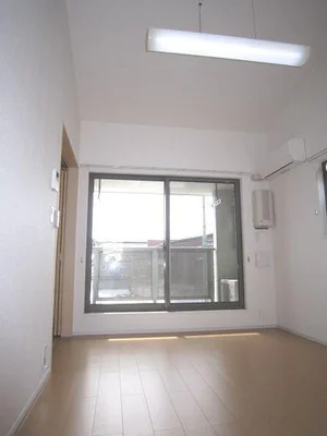 のマンスリーマンション・ウィークリーマンション「ビューティームーンＣ 204・洋室(No.1163199)」メイン画像