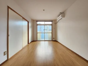 のマンスリーマンション・ウィークリーマンション「エルディム横山 102・洋室(No.1163381)」メイン画像