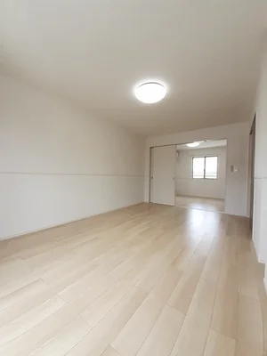 のマンスリーマンション・ウィークリーマンション「アルモニー 203・洋室(No.1164062)」メイン画像