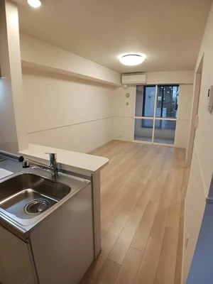 のマンスリーマンション・ウィークリーマンション「ＳＴＡＹＧＯＬＤ北上Ⅲ 102・洋室(No.1164228)」メイン画像