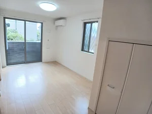 のマンスリーマンション・ウィークリーマンション「ノルディックセントル 102・洋室(No.1164887)」メイン画像