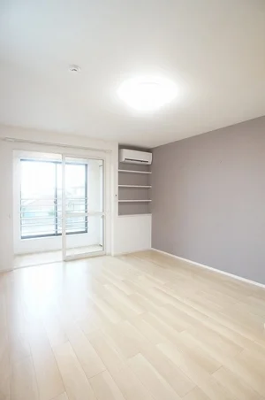 福島県の大東建託リーシング株式会社のマンスリーマンション・ウィークリーマンション「リバーサイドⅢ 201・洋室(No.1165014)」メイン画像