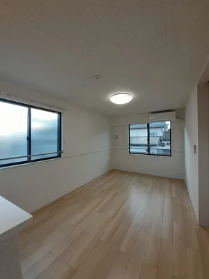 のマンスリーマンション・ウィークリーマンション「アッセンブル 201・洋室(No.1165017)」メイン画像