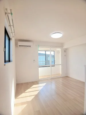 のマンスリーマンション・ウィークリーマンション「プレミール・ブリエ　Ａ 201・洋室(No.1165066)」メイン画像