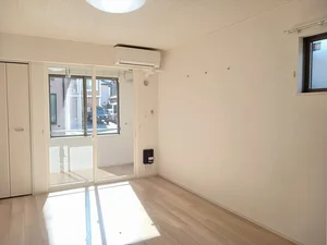 のマンスリーマンション・ウィークリーマンション「Ａｖａｎｃｅ　Ⅰ 103・洋室(No.1165163)」メイン画像