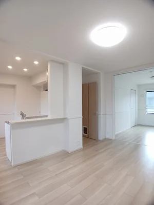 のマンスリーマンション・ウィークリーマンション「シャトー・バロンⅦ 202・洋室(No.1165207)」メイン画像