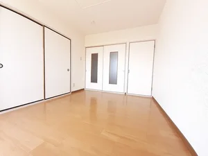 のマンスリーマンション・ウィークリーマンション「ガーデンヒルズⅡ 204・洋室(No.1165256)」メイン画像