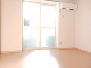 茨城県の大東建託リーシング株式会社のマンスリーマンション・ウィークリーマンション「ロイヤルプレイスⅠ 101・洋室(No.1165285)」メイン画像