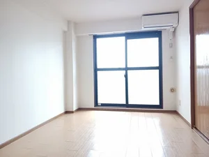 のマンスリーマンション・ウィークリーマンション「ＡｐｐＩｅ　Ｃｏｕｒｔ　Ｃ 302・洋室(No.1165334)」メイン画像