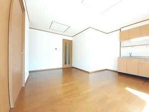 のマンスリーマンション・ウィークリーマンション「ヴェルカーザⅣ 102・洋室(No.1165487)」メイン画像