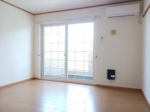 のマンスリーマンション・ウィークリーマンション「リバーコングラッツ 102・洋室(No.1165596)」メイン画像