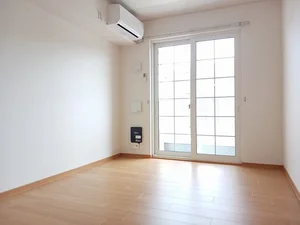 のマンスリーマンション・ウィークリーマンション「メゾン・ド・ラ・プラージュＢ 102・洋室(No.1165621)」メイン画像