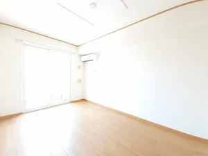 館林市のマンスリーマンション・ウィークリーマンション「ヴィラ　シンフォニーＢ 101・LDK(No.1166340)」メイン画像