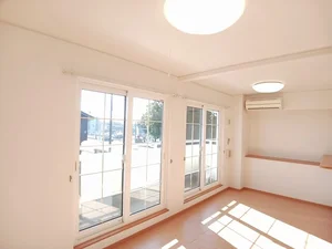 のマンスリーマンション・ウィークリーマンション「ドマーニⅠ 202・洋室(No.1166458)」メイン画像