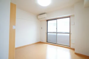 のマンスリーマンション・ウィークリーマンション「ロッソ・美園 505・洋室(No.1166472)」メイン画像