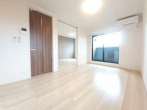 のマンスリーマンション・ウィークリーマンション「メゾン　ド　コルヌイエ　Ⅰ 203・洋室(No.1166989)」メイン画像