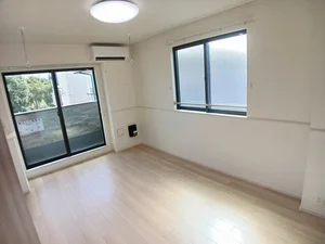 のマンスリーマンション・ウィークリーマンション「フォンテーヌ春日 206・洋室(No.1167302)」メイン画像