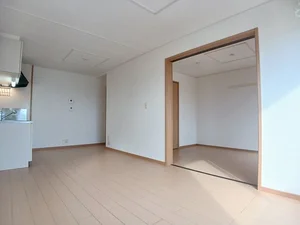 のマンスリーマンション・ウィークリーマンション「プロメナーデ 201・洋室(No.1167581)」メイン画像