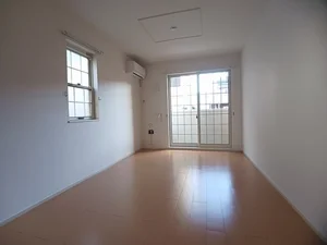 平田駅（長野県）のマンスリーマンション・ウィークリーマンション「シェル・ハ・ガーデン 102・洋室(No.1167699)」メイン画像