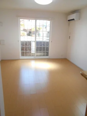 のマンスリーマンション・ウィークリーマンション「サンライズ中尾　Ａ 102・洋室(No.1167712)」メイン画像