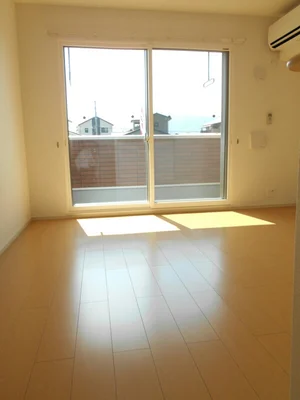 長野県の大東建託リーシング株式会社のマンスリーマンション・ウィークリーマンション「パルメゾン　弐番館 103・洋室(No.1167739)」メイン画像