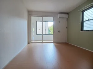 長野県のマンスリーマンション・ウィークリーマンション「Ｌｅｓ　Ｐａｕｌ　Ｃｏｕｒｔ 104・洋室(No.1167807)」メイン画像