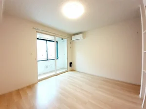 のマンスリーマンション・ウィークリーマンション「ピアッツァ 102・洋室(No.1168089)」メイン画像