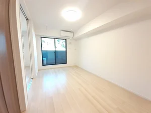 のマンスリーマンション・ウィークリーマンション「セレーノ伊那Ⅲ 204・洋室(No.1168101)」メイン画像